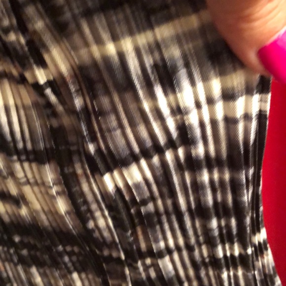 Unique blouse - Picture 8 of 8